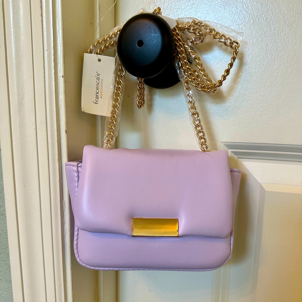 Francesca's - Adorable Lavender Crossbody with Gold Chain - BNWT! - Picture 1 of 5
